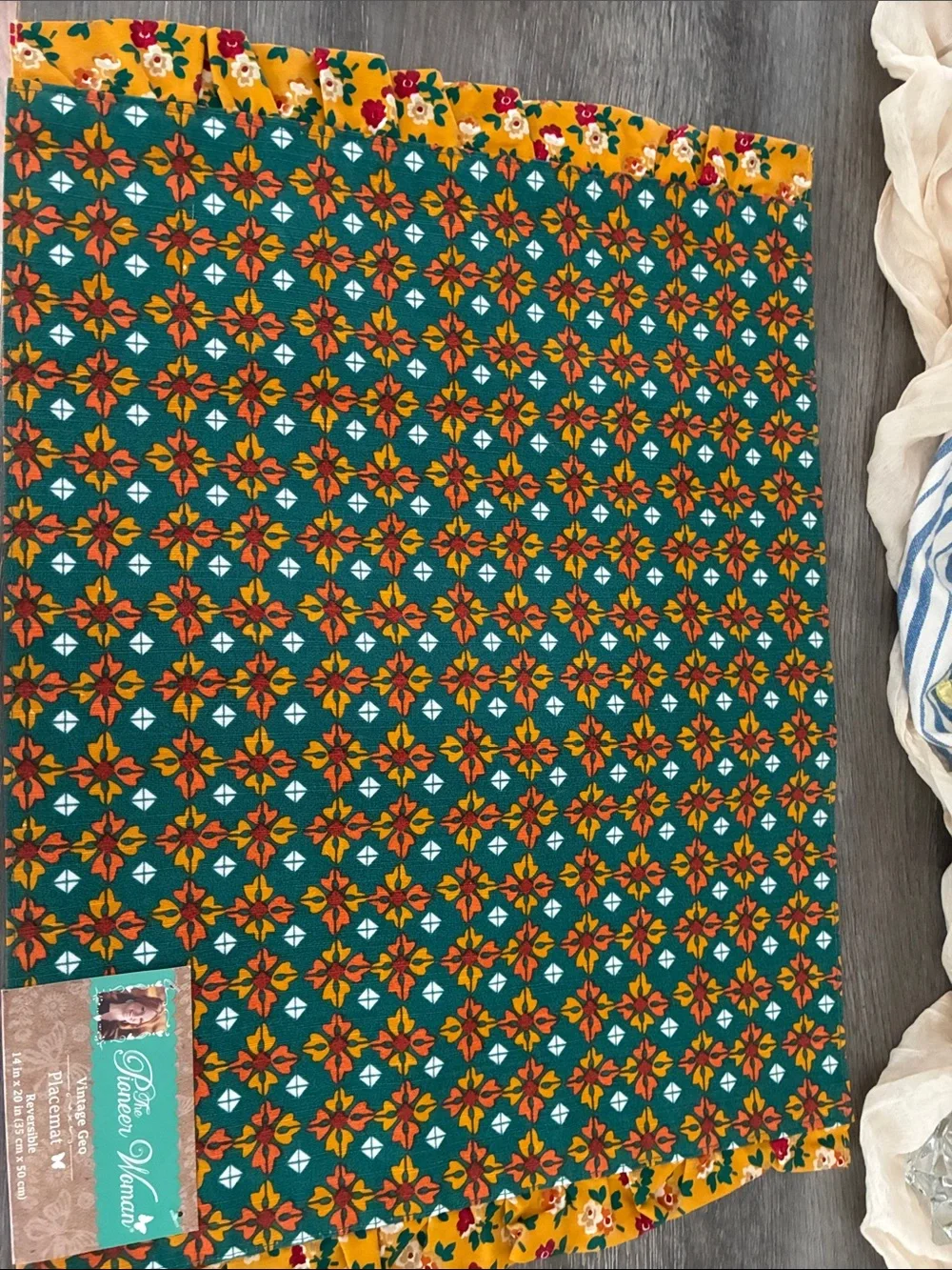 Pioneer Woman Reversible Placemat Vintage Geo Pattern Set of 4 Cottagecore